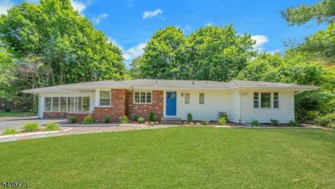 403 W Oakland Avenue Oakland NJ 07436