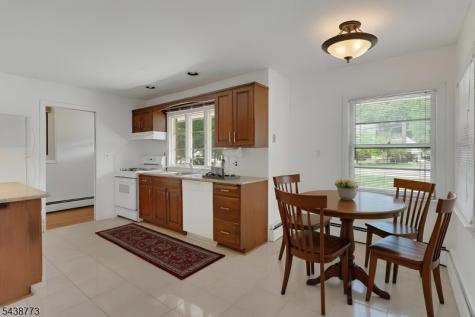 403 W Oakland Avenue Oakland NJ 07436