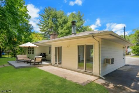 403 W Oakland Avenue Oakland NJ 07436