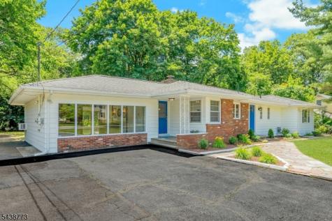 403 W Oakland Avenue Oakland NJ 07436