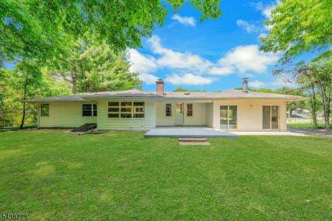 403 W Oakland Avenue Oakland NJ 07436