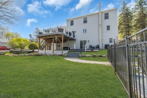 16 Joan Drive Byram NJ 07874