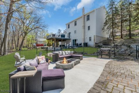 16 Joan Drive Byram NJ 07874