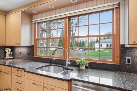 8 Bennington Road Morris NJ 07960