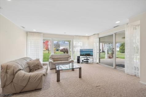 8 Bennington Road Morris NJ 07960
