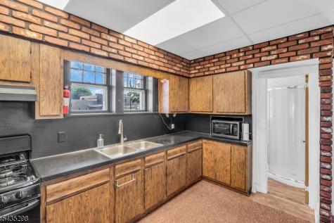 483 Jaques Avenue Rahway NJ 07065