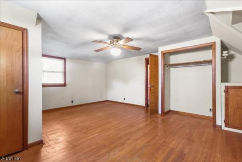 236 Hickory Avenue Garwood NJ 07027