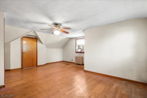 236 Hickory Avenue Garwood NJ 07027