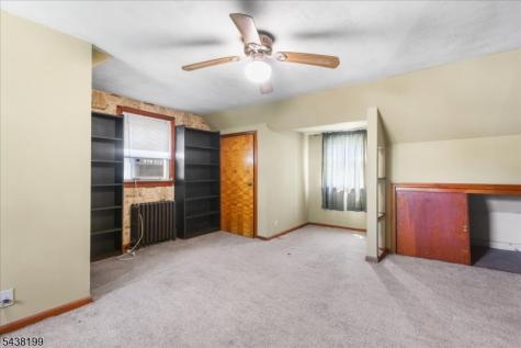 236 Hickory Avenue Garwood NJ 07027