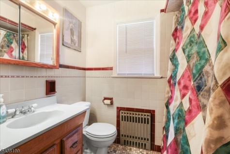 236 Hickory Avenue Garwood NJ 07027