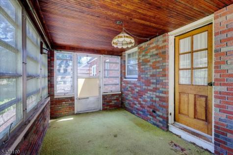 236 Hickory Avenue Garwood NJ 07027