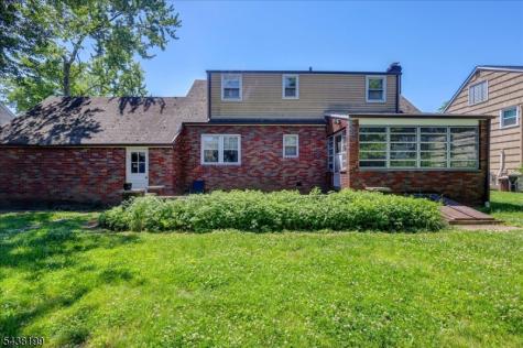 236 Hickory Avenue Garwood NJ 07027
