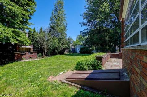 236 Hickory Avenue Garwood NJ 07027