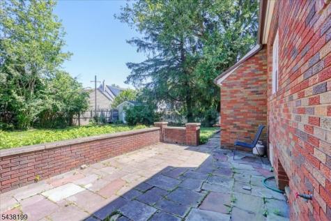 236 Hickory Avenue Garwood NJ 07027