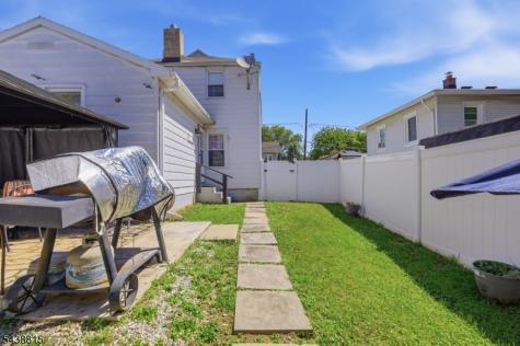 892 Gates Street Phillipsburg NJ 08865