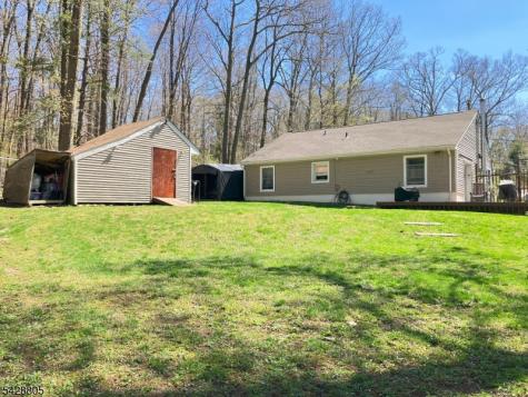 53 Paddock Avenue Vernon NJ 07422