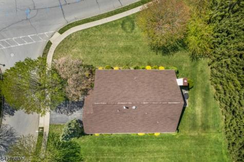 20 Ascot Drive White NJ 07823