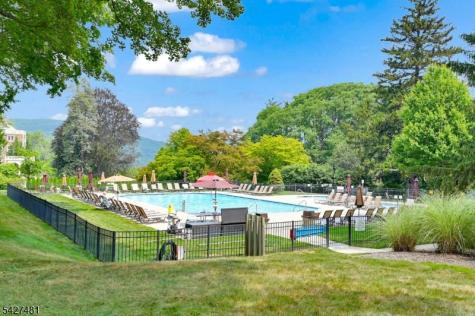 7 Trotters Lane Mahwah NJ 07430