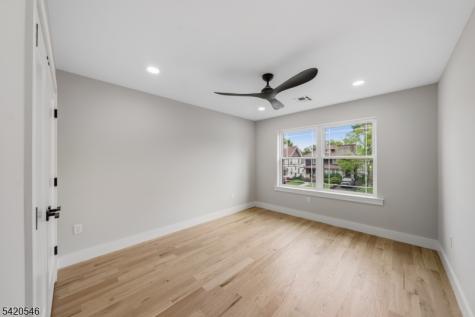 72 Hillside Road Elizabeth NJ 07208