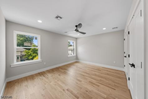 72 Hillside Road Elizabeth NJ 07208