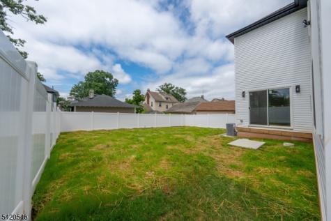 72 Hillside Road Elizabeth NJ 07208