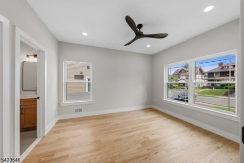 72 Hillside Road Elizabeth NJ 07208