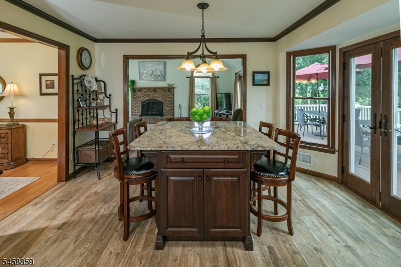 9 Summershade Lane Raritan NJ 08551