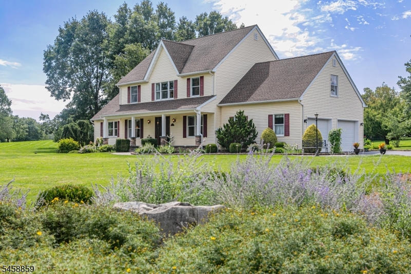 9 Summershade Lane Raritan NJ 08551