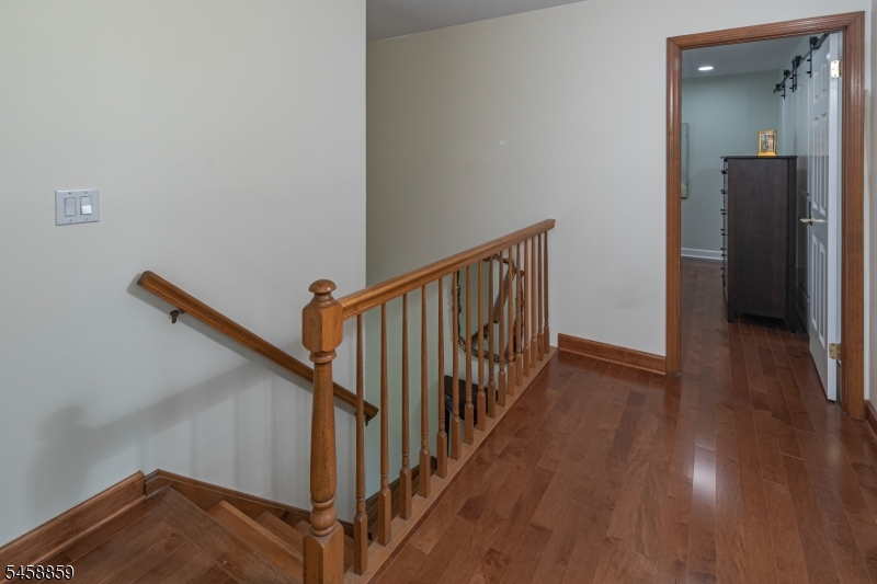 9 Summershade Lane Raritan NJ 08551