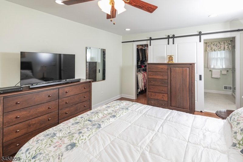 9 Summershade Lane Raritan NJ 08551