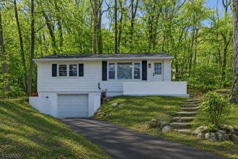 45 W Shawnee Trail Jefferson NJ 07885