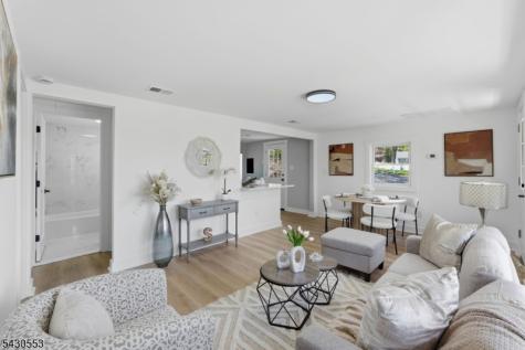 45 W Shawnee Trail Jefferson NJ 07885