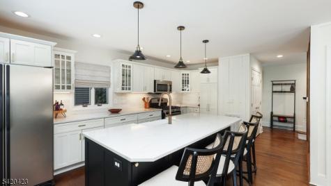 156 Mohawk Drive Cranford NJ 07016