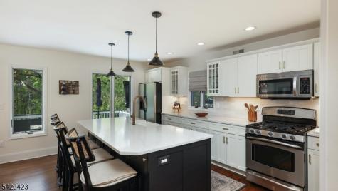 156 Mohawk Drive Cranford NJ 07016