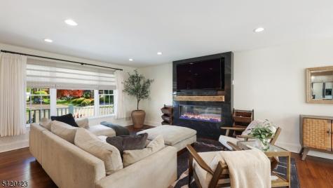 156 Mohawk Drive Cranford NJ 07016