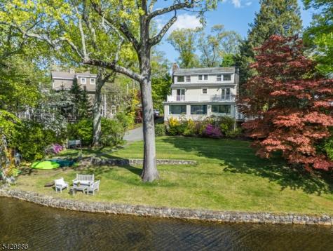 21 Fernwood Place Mountain Lakes NJ 07046