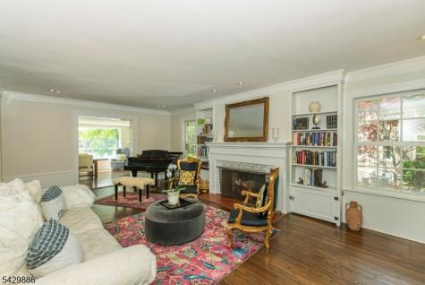21 Fernwood Place Mountain Lakes NJ 07046