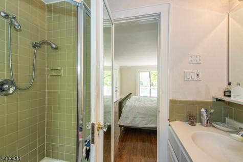 21 Fernwood Place Mountain Lakes NJ 07046