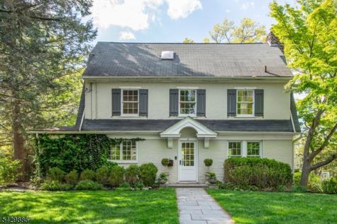 21 Fernwood Place Mountain Lakes NJ 07046