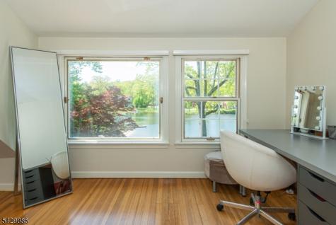 21 Fernwood Place Mountain Lakes NJ 07046