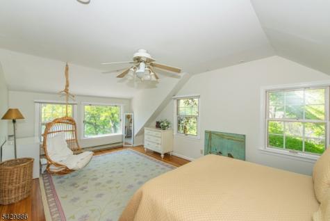 21 Fernwood Place Mountain Lakes NJ 07046