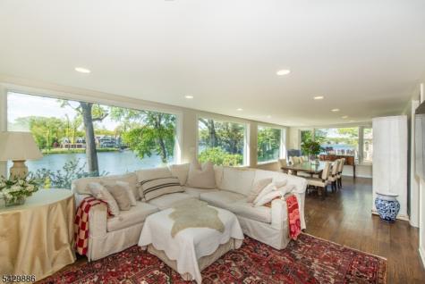 21 Fernwood Place Mountain Lakes NJ 07046