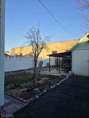 732 Essex Avenue Linden NJ 07036