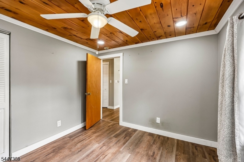 8 Summit Road Hardyston NJ 07460