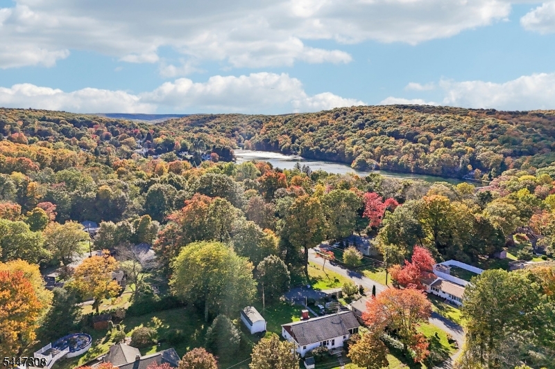 8 Summit Road Hardyston NJ 07460