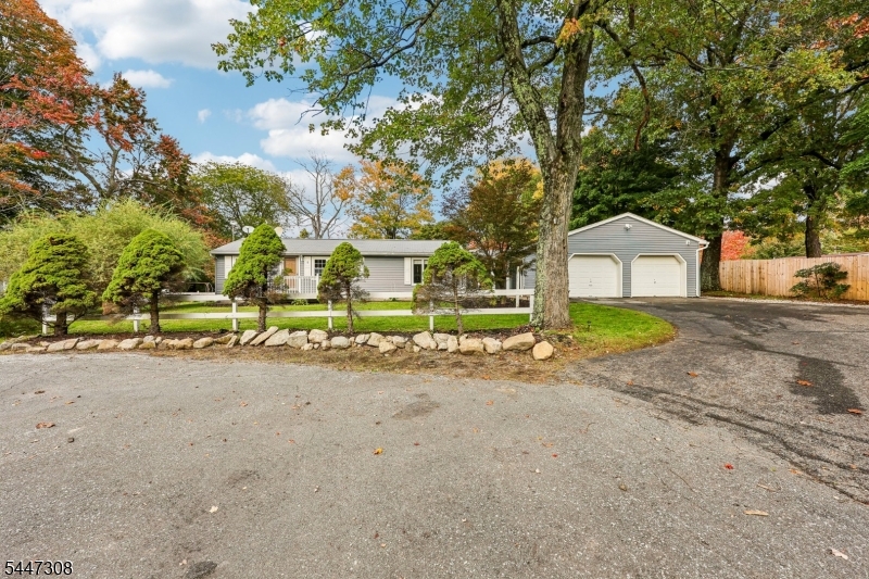 8 Summit Road Hardyston NJ 07460