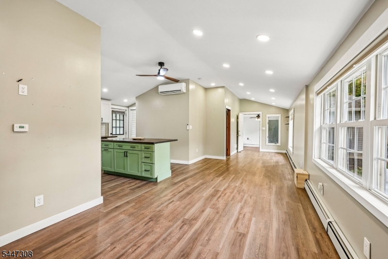8 Summit Road Hardyston NJ 07460