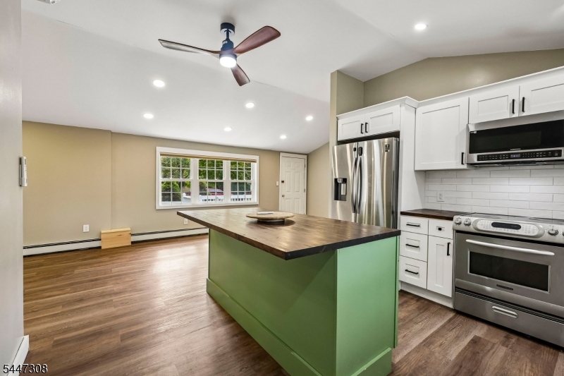 8 Summit Road Hardyston NJ 07460