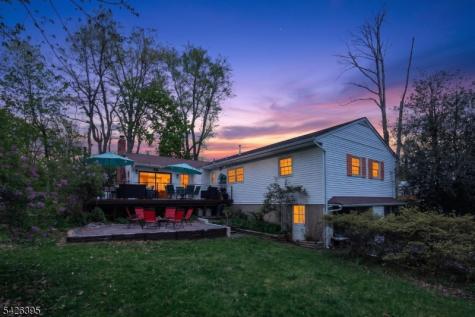 7 Squire Lane Wayne NJ 07470