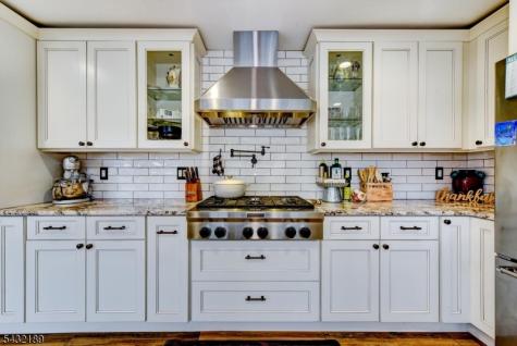 50 Winifred Drive Totowa NJ 07512